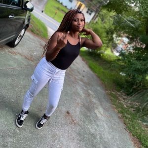 Meet your Posher, Royalti